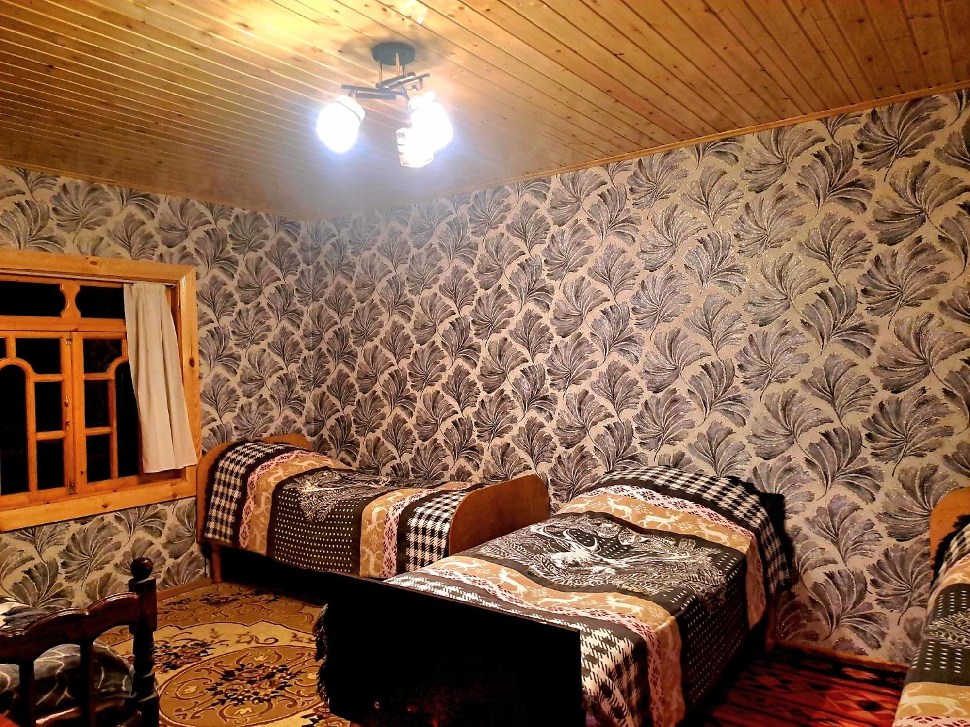 Xinaliq Khinalig Izzet'S Riverside Home Stay Eksteriør bilde